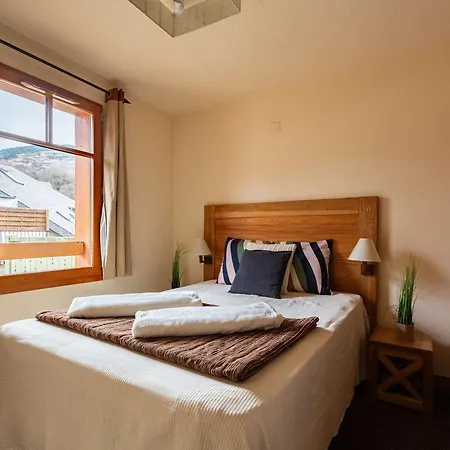 Avec Piscine Et Sauna - 6 Pers - Fr-1-296-432 Appartement