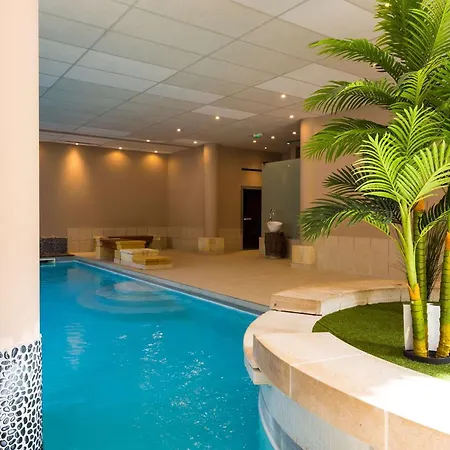 Avec Piscine Et Sauna - 6 Pers - Fr-1-296-432 Lejlighed *