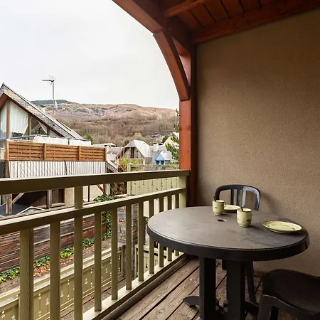 1 Chambre, Piscine, Sauna, Parking En Hyper Centre-ville - Fr-1-296-432 * Saint-Lary-Soulan