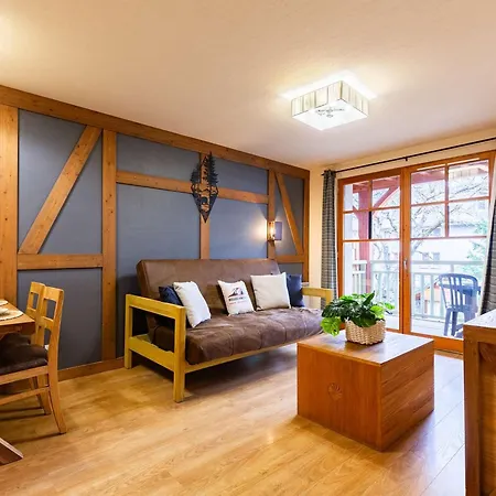 1 Chambre, Piscine, Sauna, Parking En Hyper Centre-ville - Fr-1-296-432 Saint-Lary-Soulan