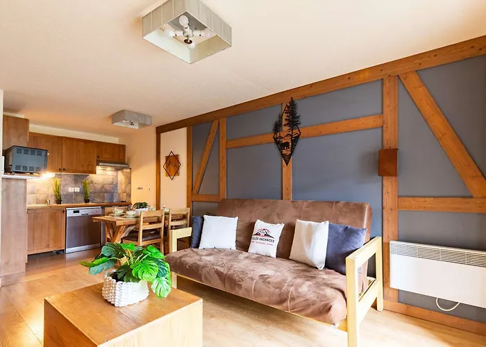 Apartmán Avec Piscine Et Sauna - 6 Pers - Fr-1-296-432 *